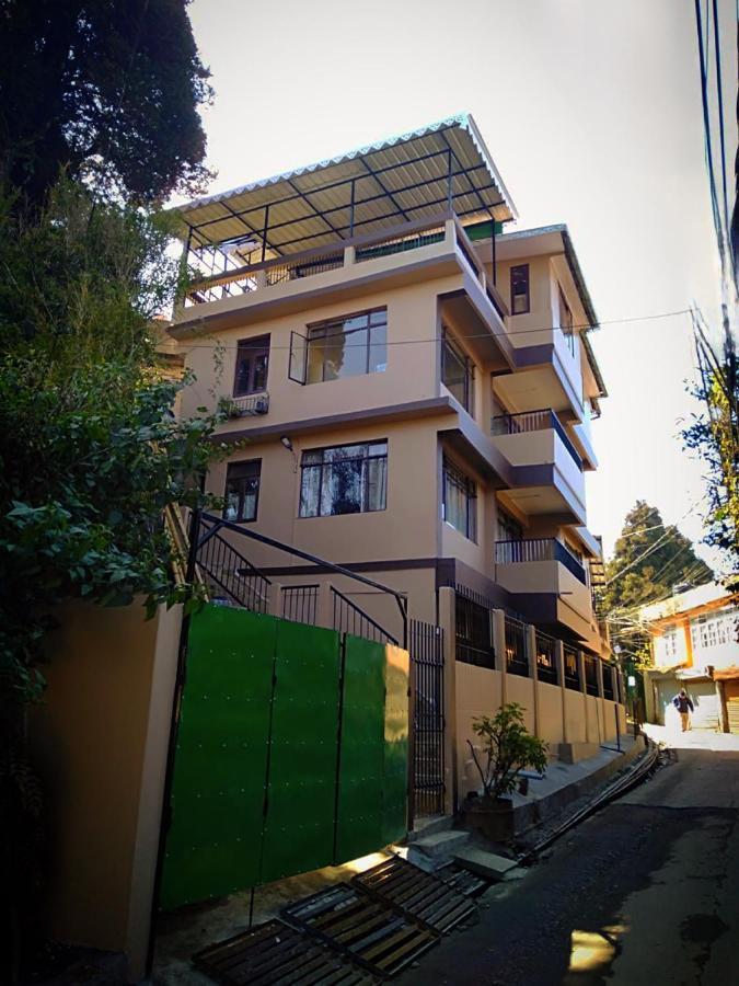 Indivar Homestay Дарджилінг Екстер'єр фото