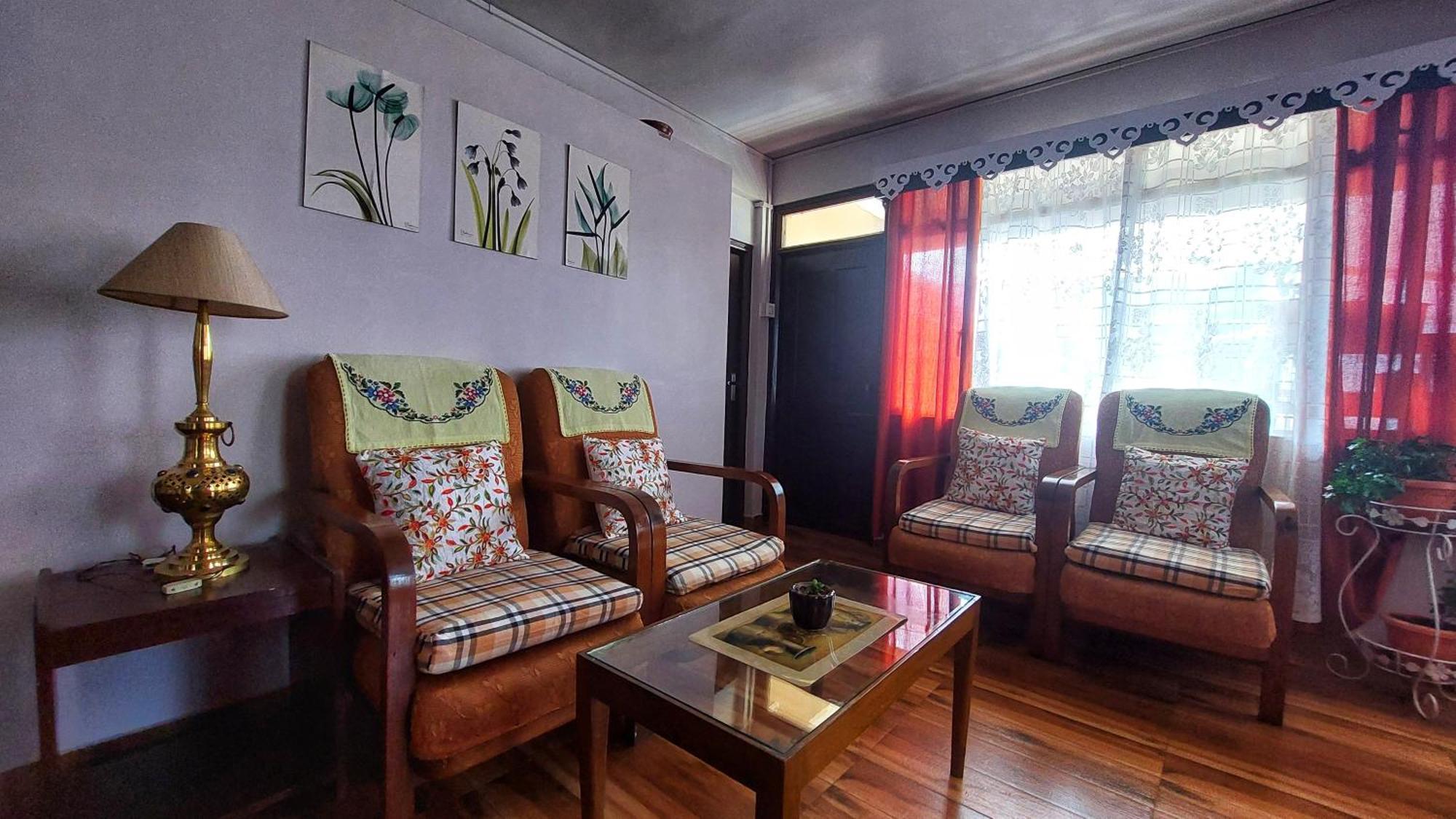 Indivar Homestay Дарджилінг Екстер'єр фото