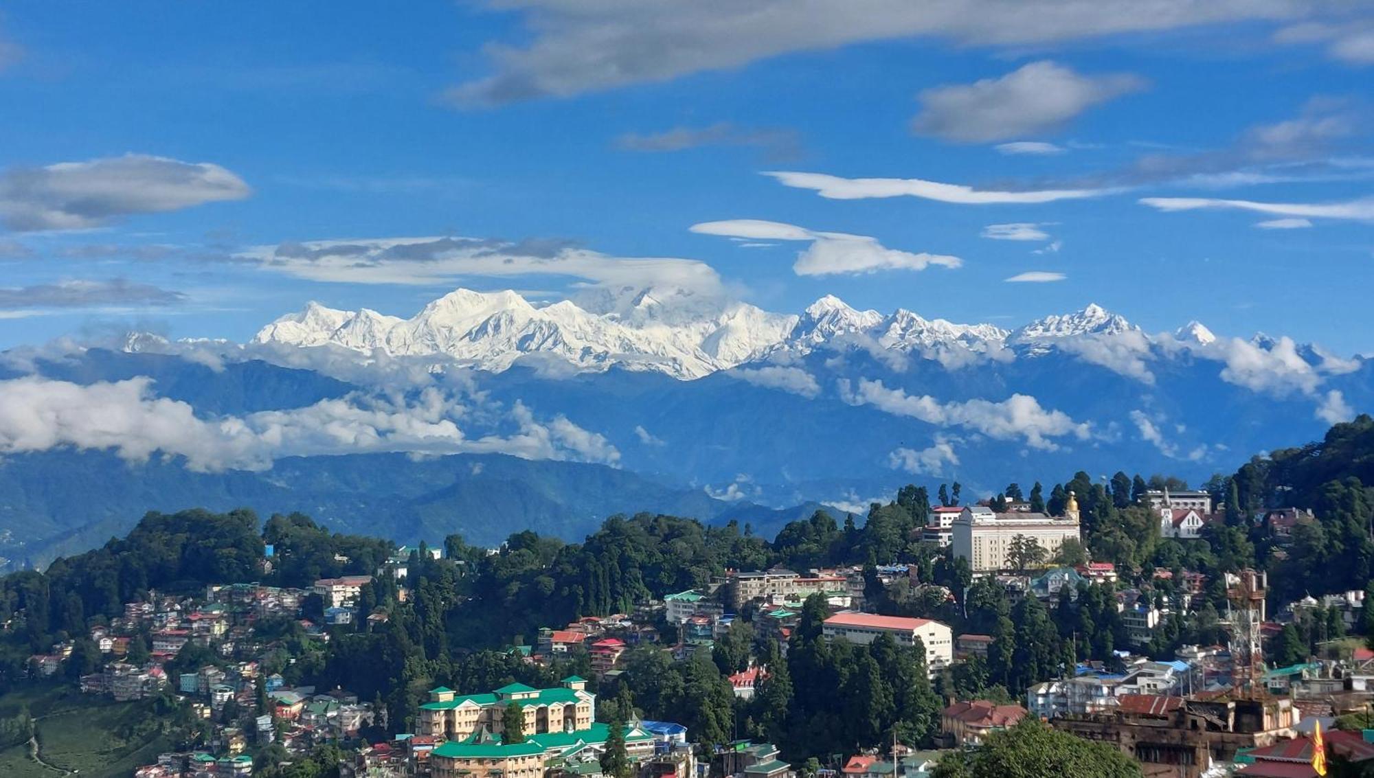Indivar Homestay Дарджилінг Екстер'єр фото