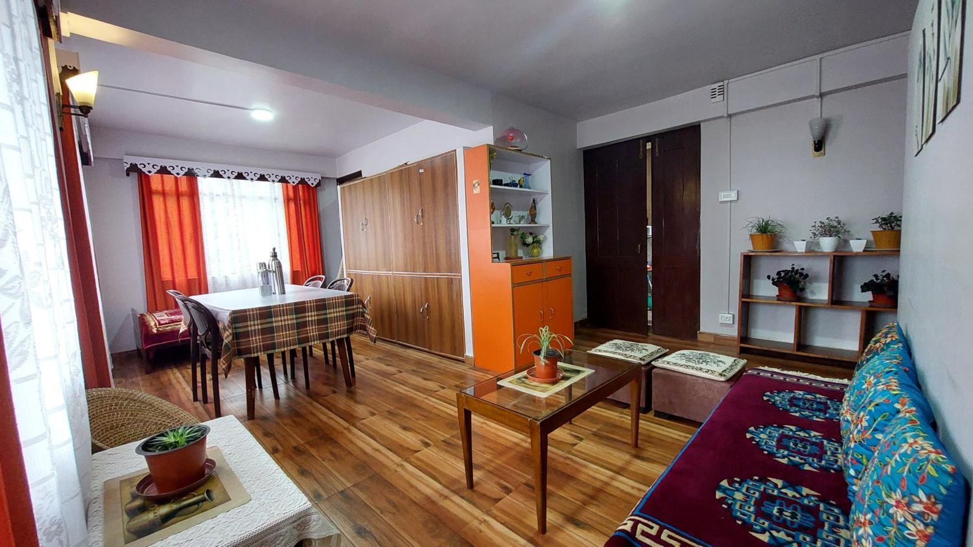 Indivar Homestay Дарджилінг Екстер'єр фото